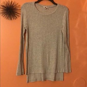 A high-low Sweater Top